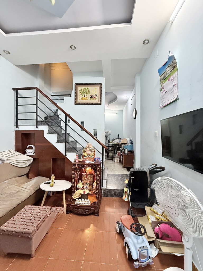🏠 NHÀ ĐẸP - GẦN THỐNG NHẤT & LÊ VĂN THỌ GV - HXH ĐẬU CỬA - DT 46M² - 2 TẦNG CHỈ HƠN 4 TỶ - Ảnh 2